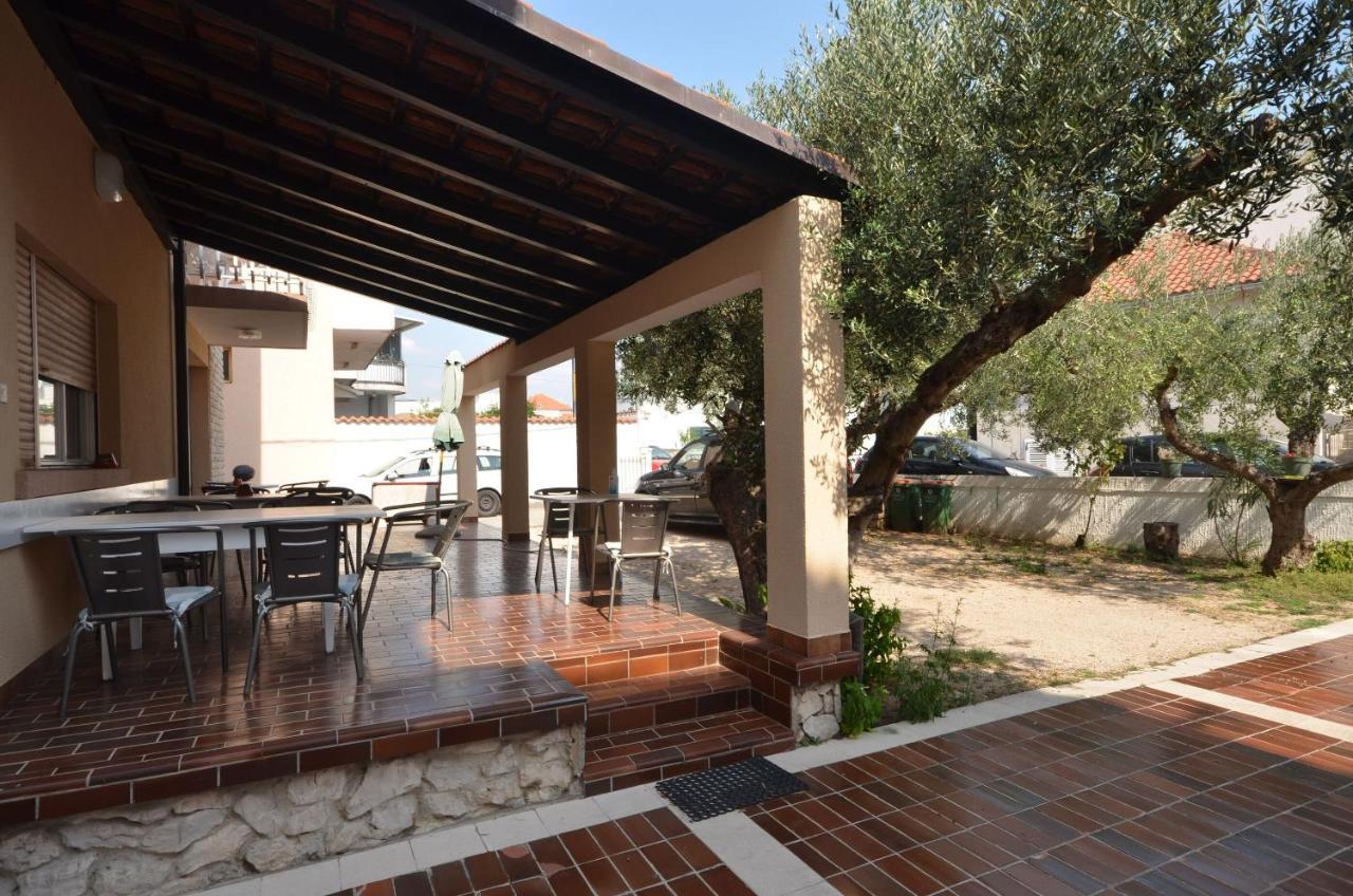 Apartment And Rooms Mrkovic Vodice Exterior foto